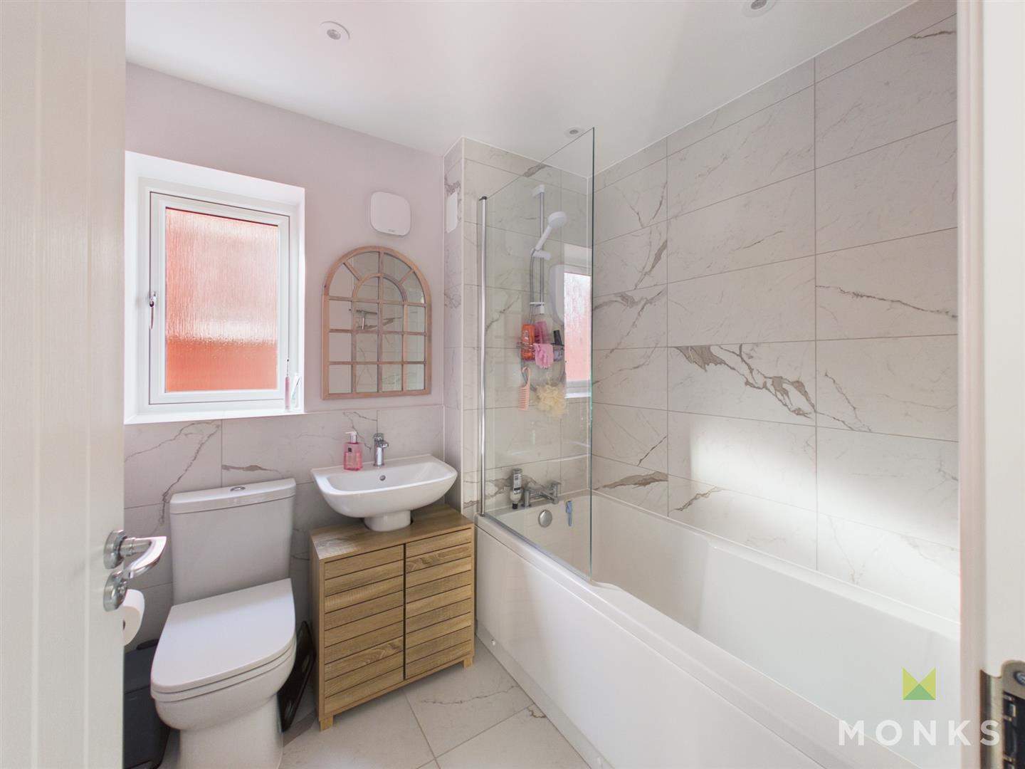 9 Hall View Drive, Shrewsbury, SY5 0FR For Sale